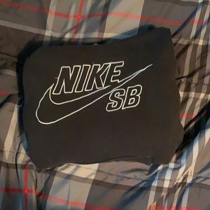 NIKE SB HOODIE